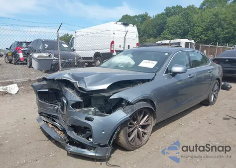 2018 Volvo S90 T5 Momentum z USA, uszkodzony, nr VIN LVY982MK3JP008523